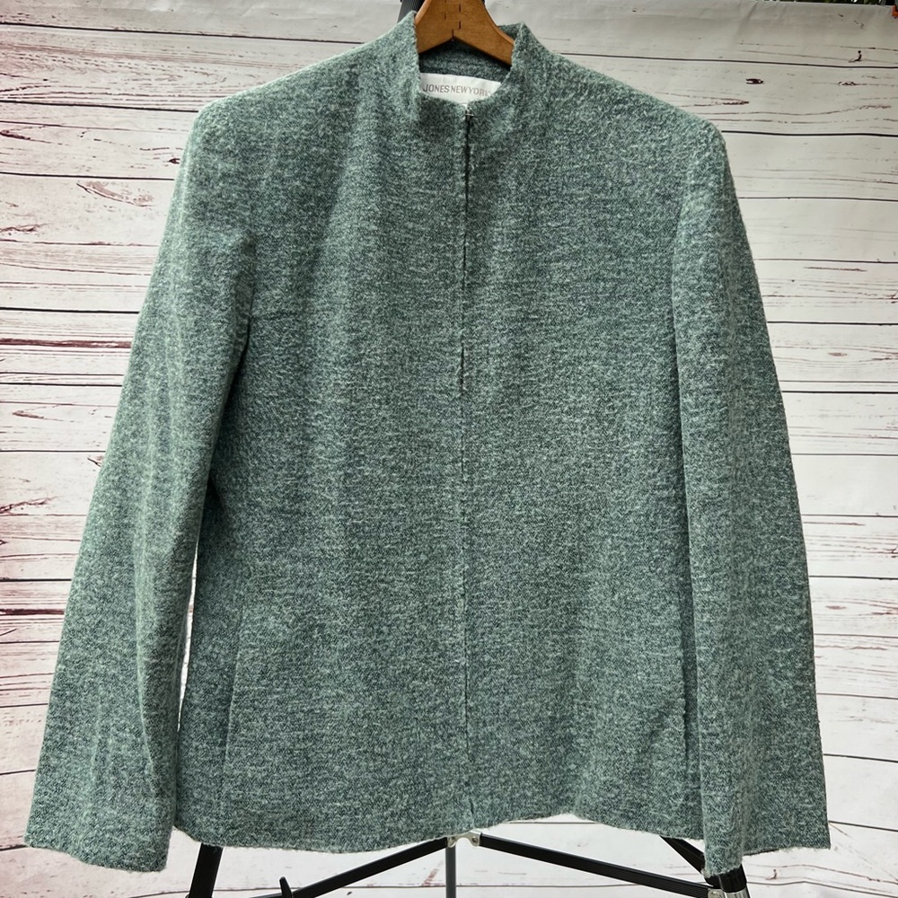 Size 12, Jones New York zip up blazer